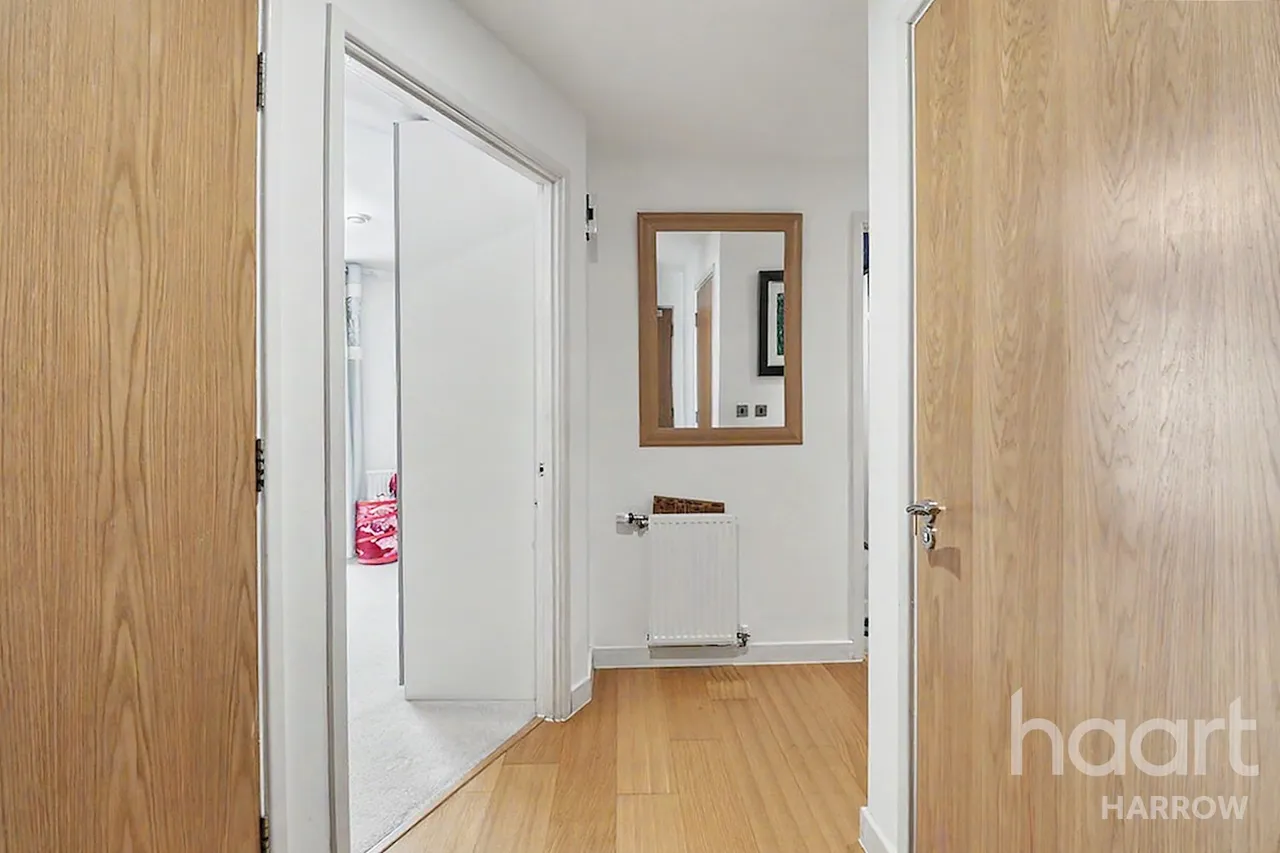 Douglas Close, Stanmore, HA7, photo 2
