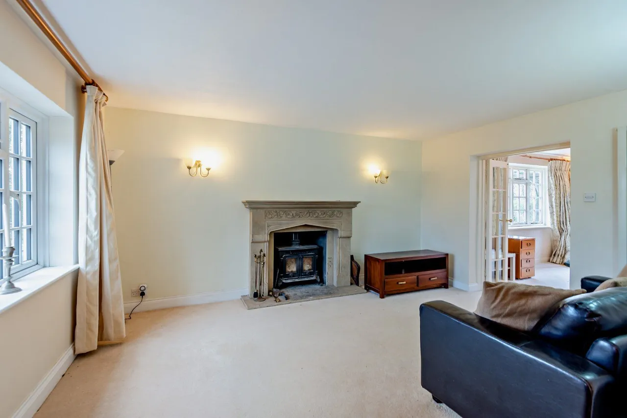 New Road, Billingshurst, RH14, photo 6