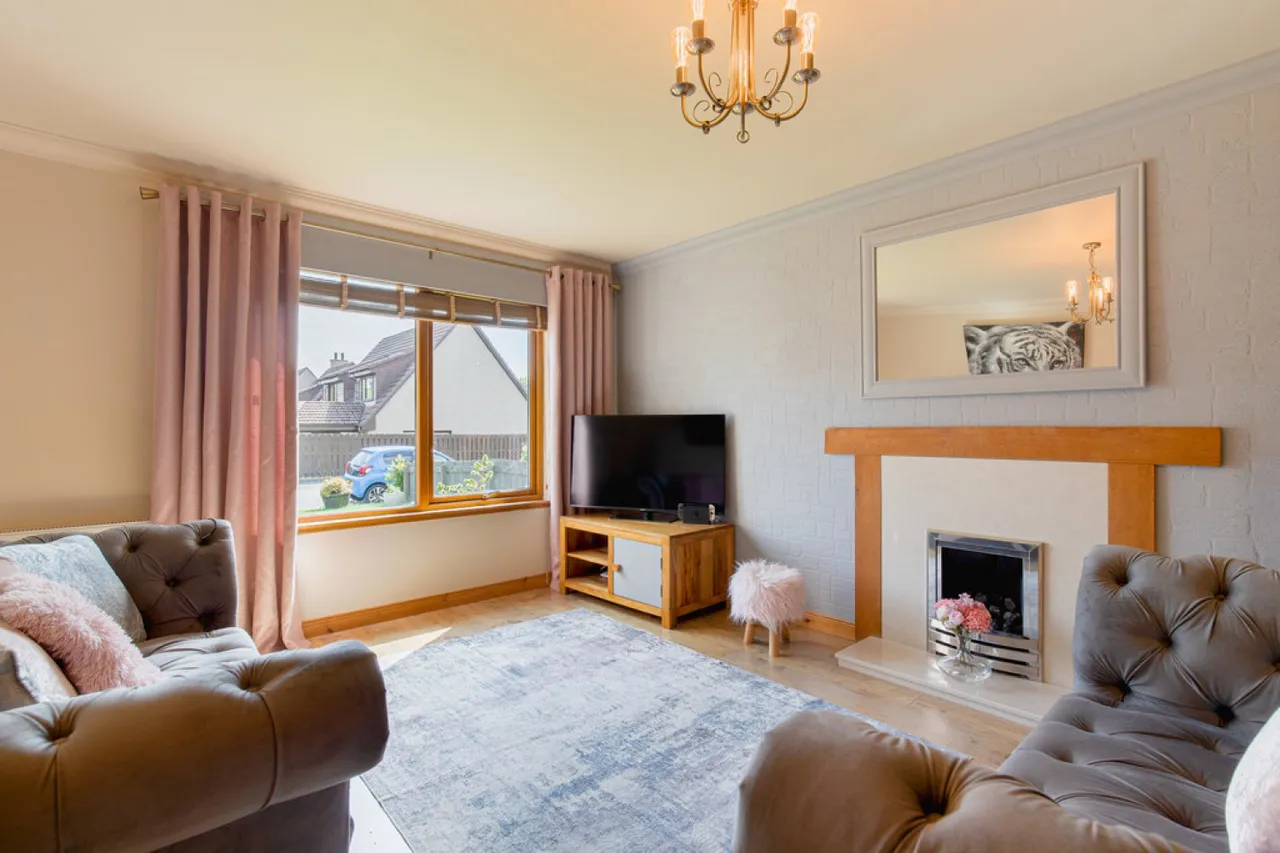 Provost Florence Drive, Oldmeldrum, Inverurie, photo 2