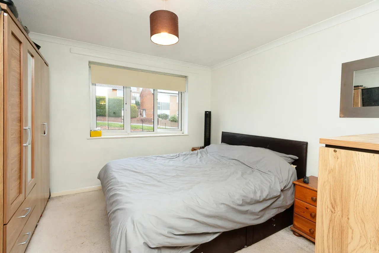 Ash Close, Ash, GU12, photo 7