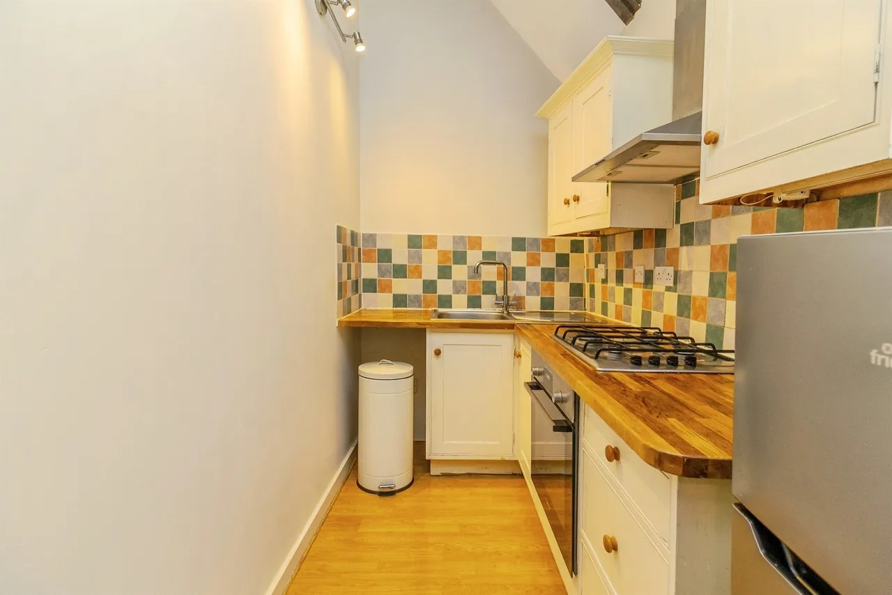 Union Street, Newport Pagnell, MK16, photo 3