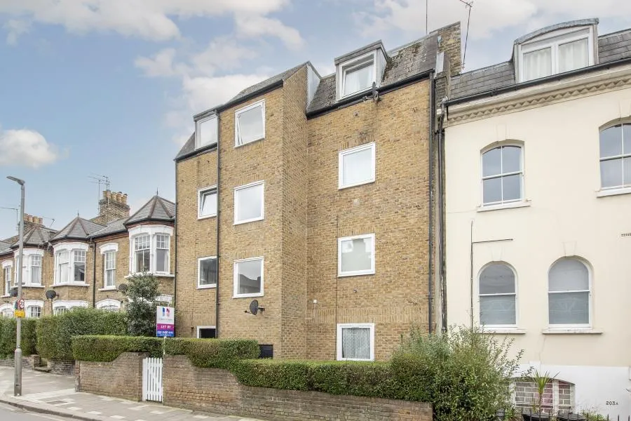 St. Ann's Hill, London, SW18, photo 10