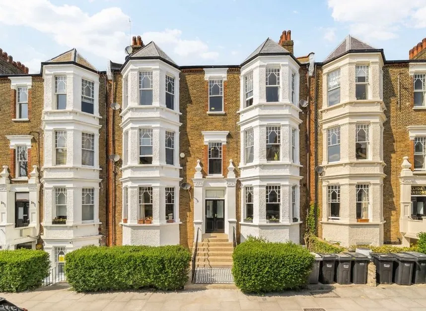 3 bed flat for sale — Gondar Gardens, West Hampstead, NW6