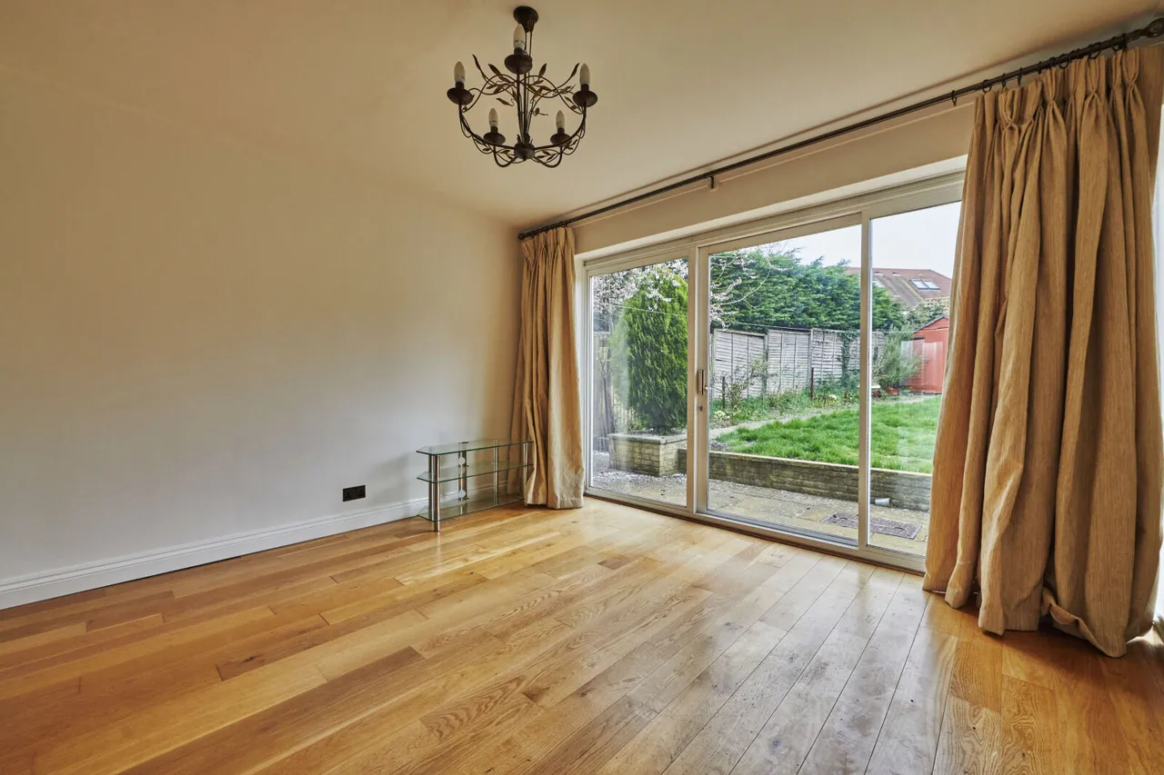 Dell Close, Harpenden, AL5, photo 6