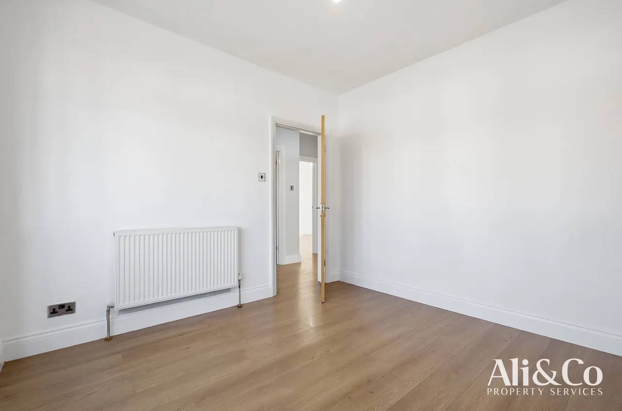 Gordon Road, Grays, Essex, RM16 2GN, photo 14