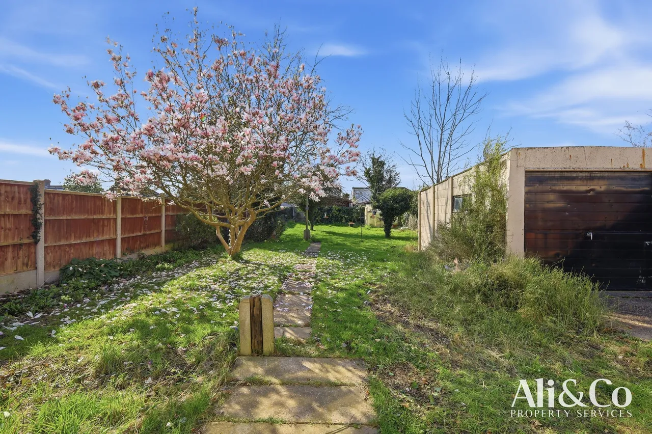 Gordon Road, Grays, Essex, RM16 2GN, photo 15