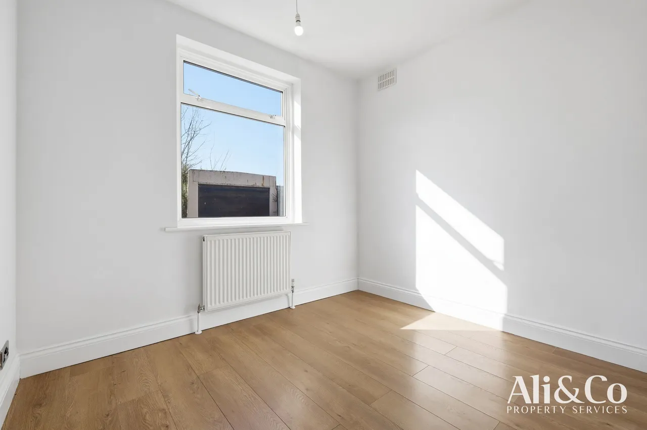 Gordon Road, Grays, Essex, RM16 2GN, photo 13