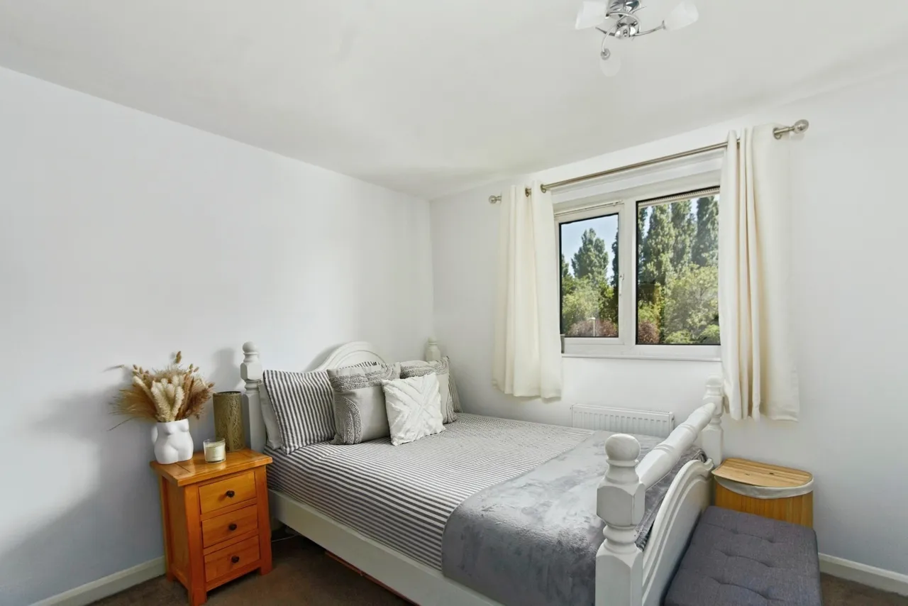 McRae Lane, MITCHAM, Surrey, CR4, photo 10