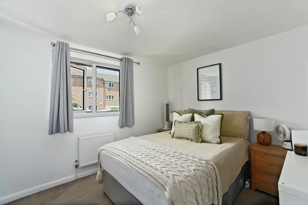 McRae Lane, MITCHAM, Surrey, CR4, photo 12