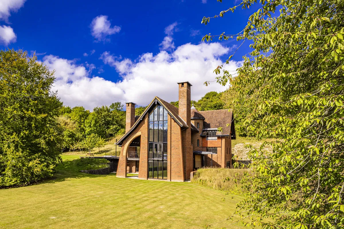 Checkendon Hill House, RG8, photo 2