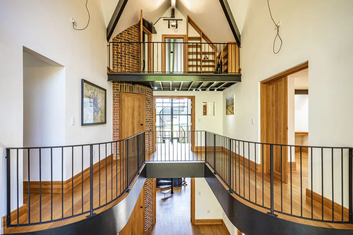 Checkendon Hill House, RG8, photo 9