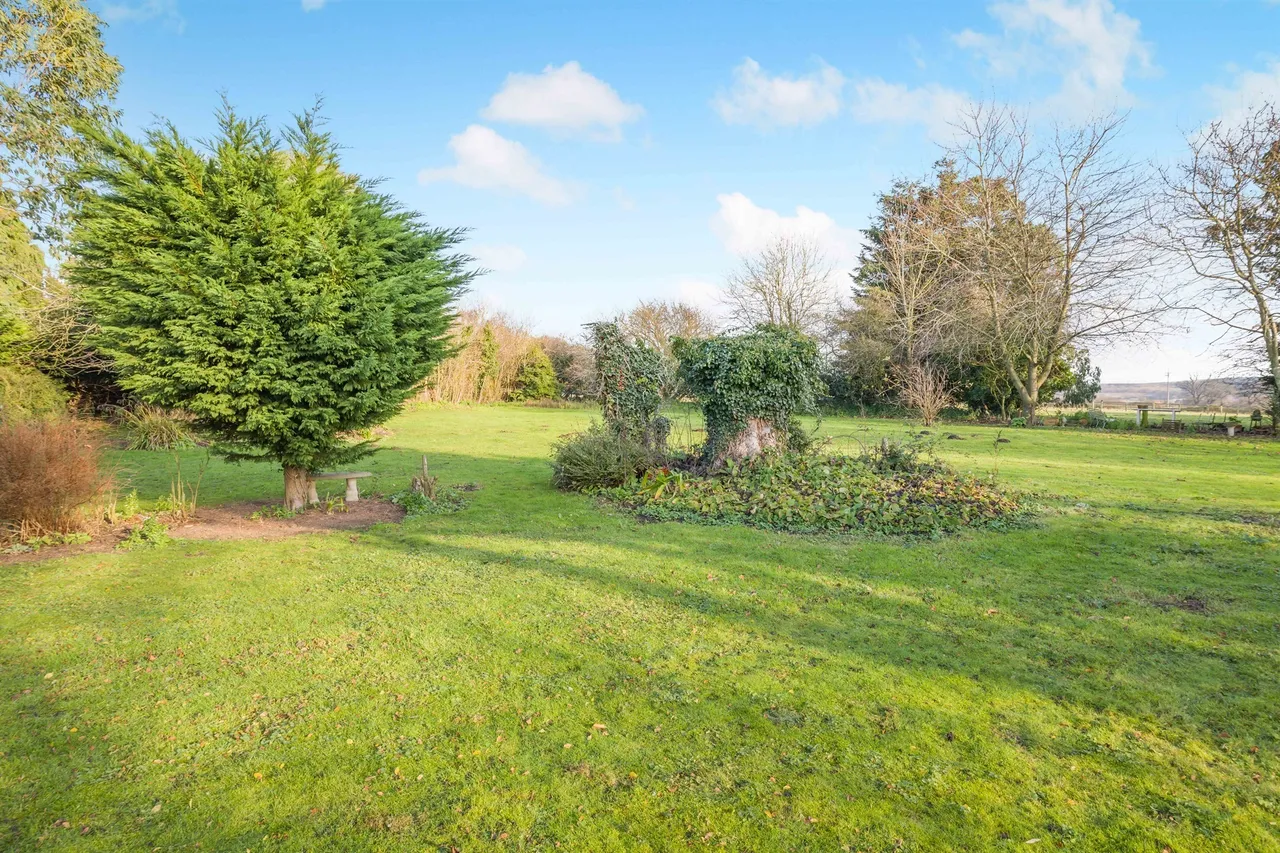 The Street, Thornage, NR25, photo 12
