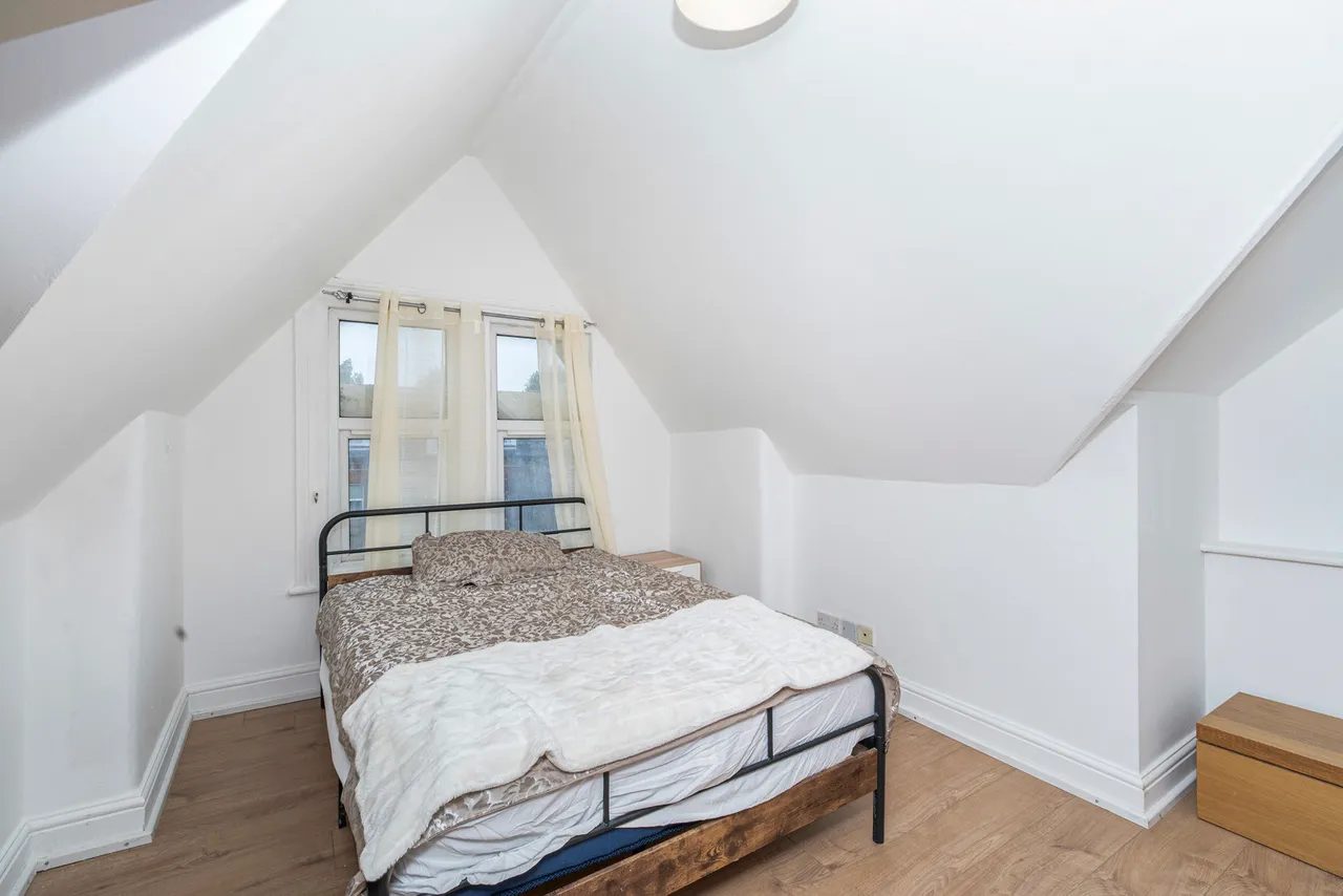 St. Leonards Road, London Fees Apply, W13, photo 9