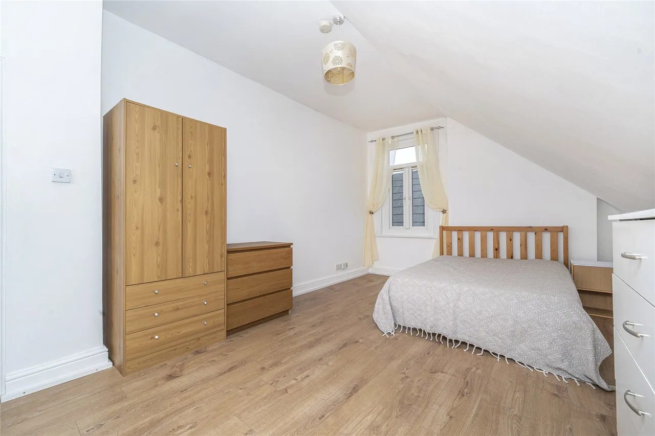 St. Leonards Road, London Fees Apply, W13, photo 5
