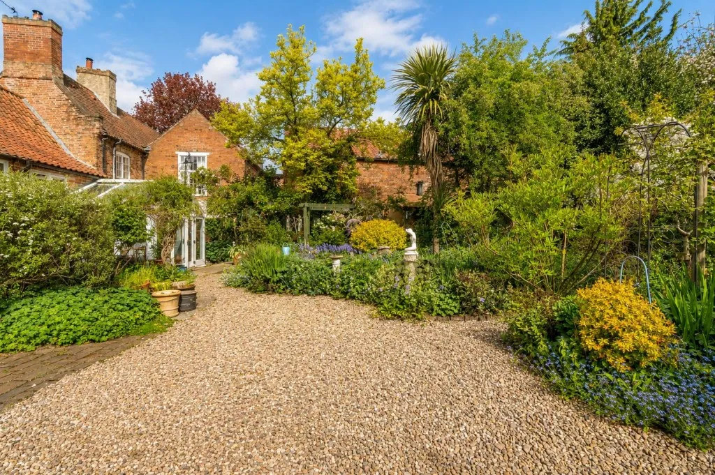 Old Main Road, Bulcote, NG14, photo 18