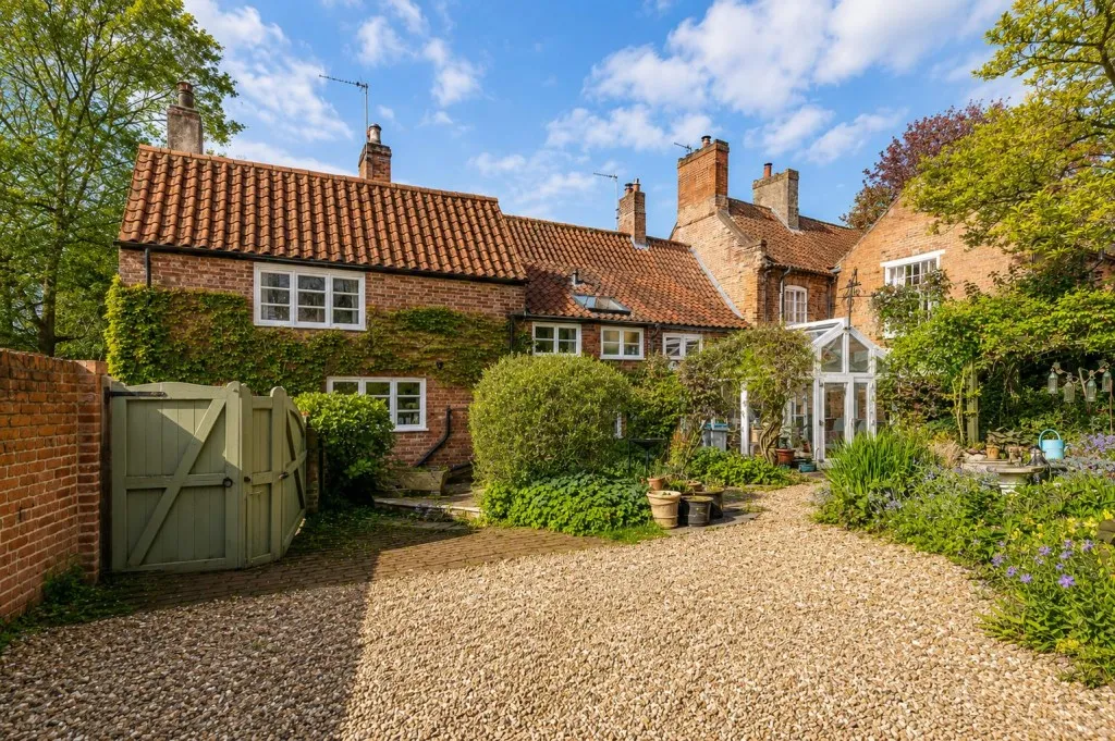 Old Main Road, Bulcote, NG14, photo 21