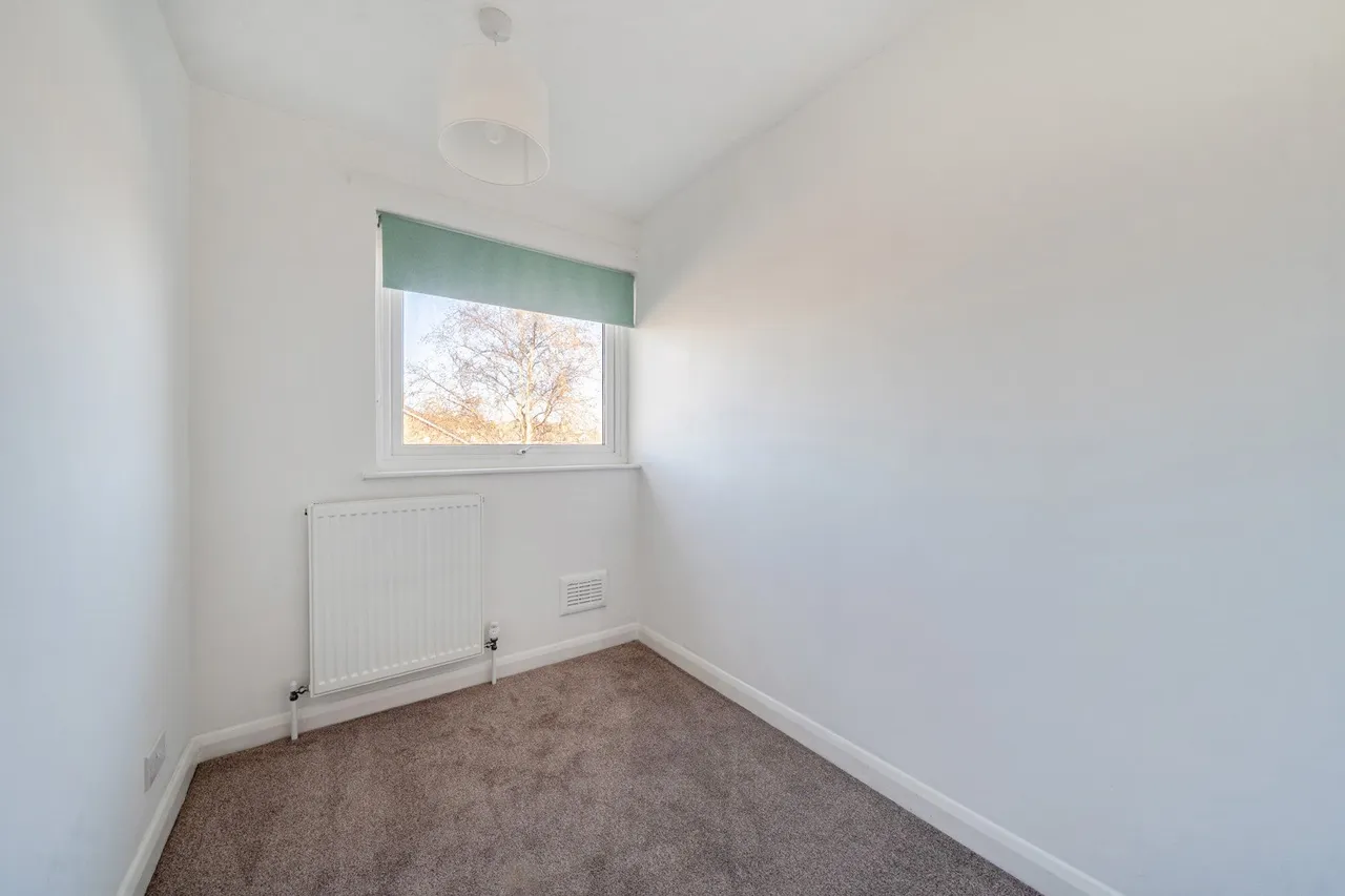 The Birches, SE7, photo 12