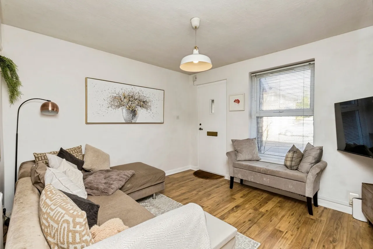 Prospect Place, Crawley, RH11, photo 18