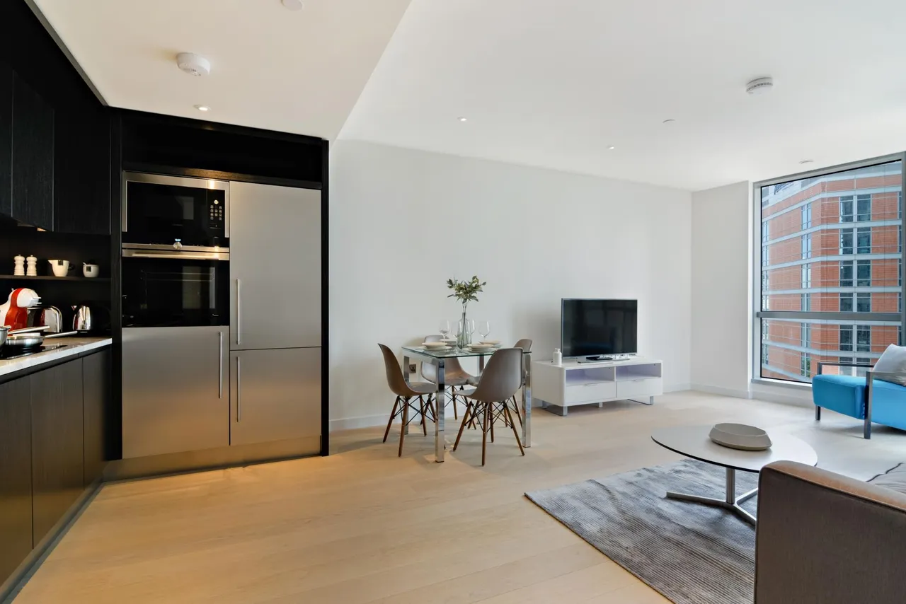 Biscayne Avenue, London, E14, photo 2