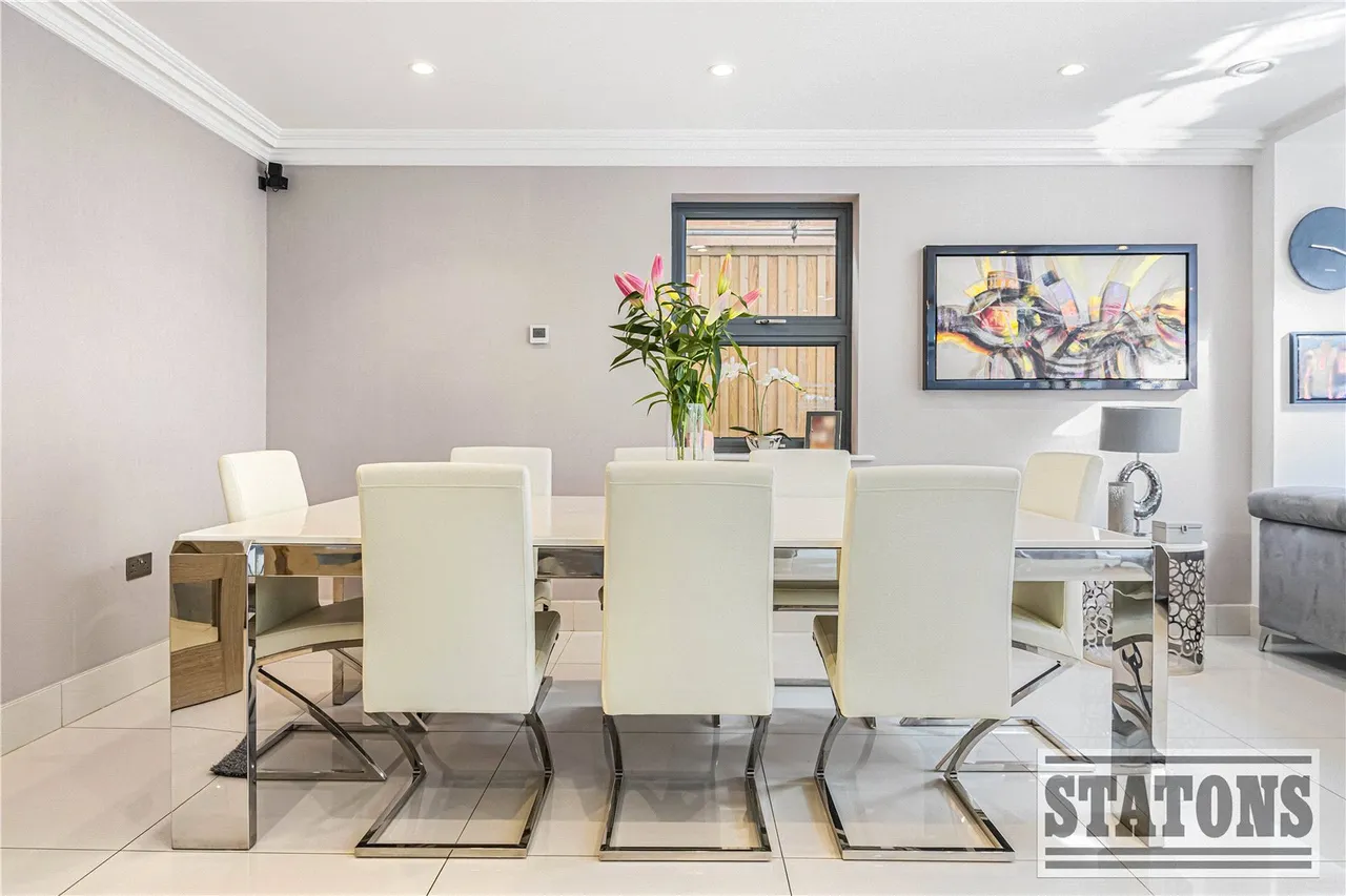 Parkgate Avenue, Hadley Wood, EN4, photo 7