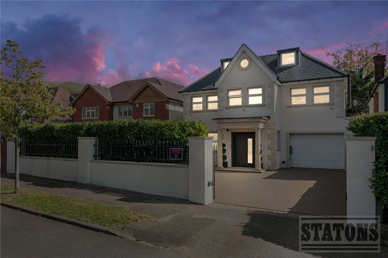 Parkgate Avenue, Hadley Wood, EN4, photo 36
