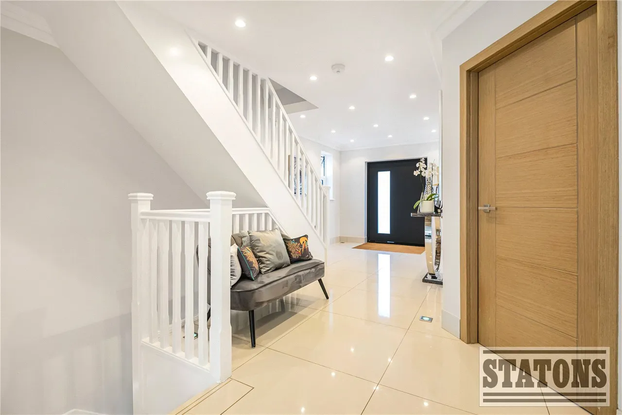 Parkgate Avenue, Hadley Wood, EN4, photo 13