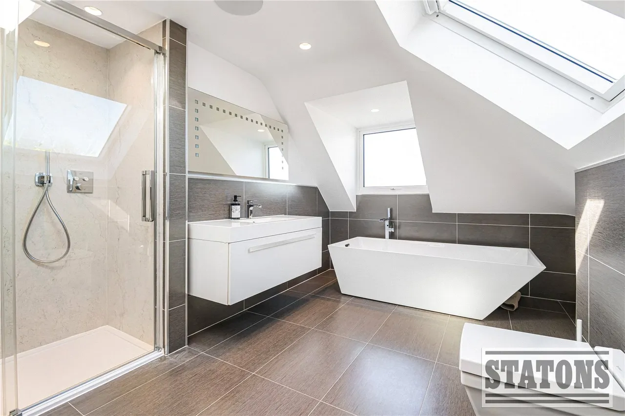Parkgate Avenue, Hadley Wood, EN4, photo 31