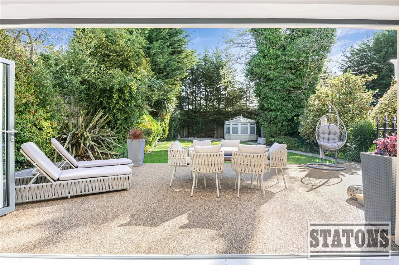 Parkgate Avenue, Hadley Wood, EN4, photo 33