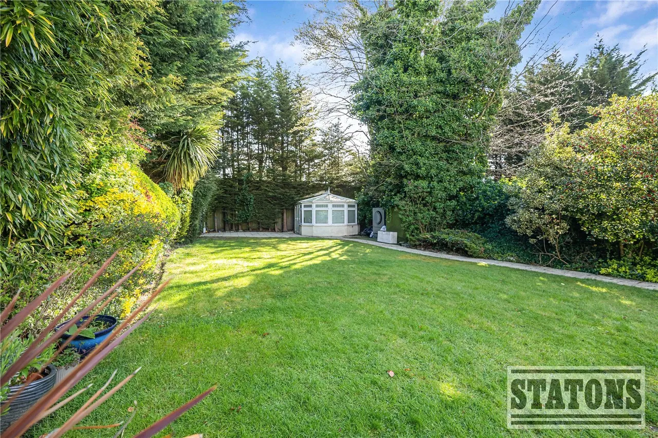 Parkgate Avenue, Hadley Wood, EN4, photo 35