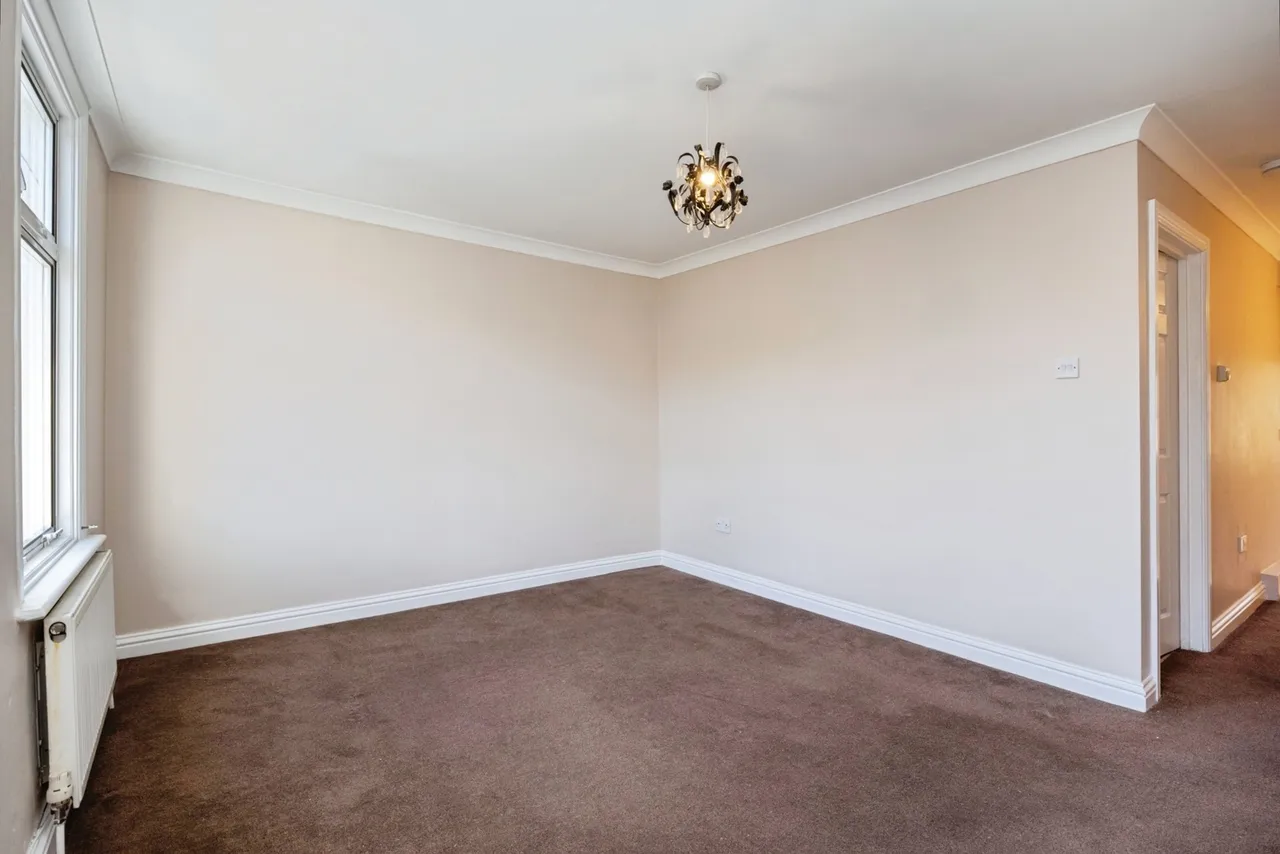 Carlton Road, London, E11, photo 6