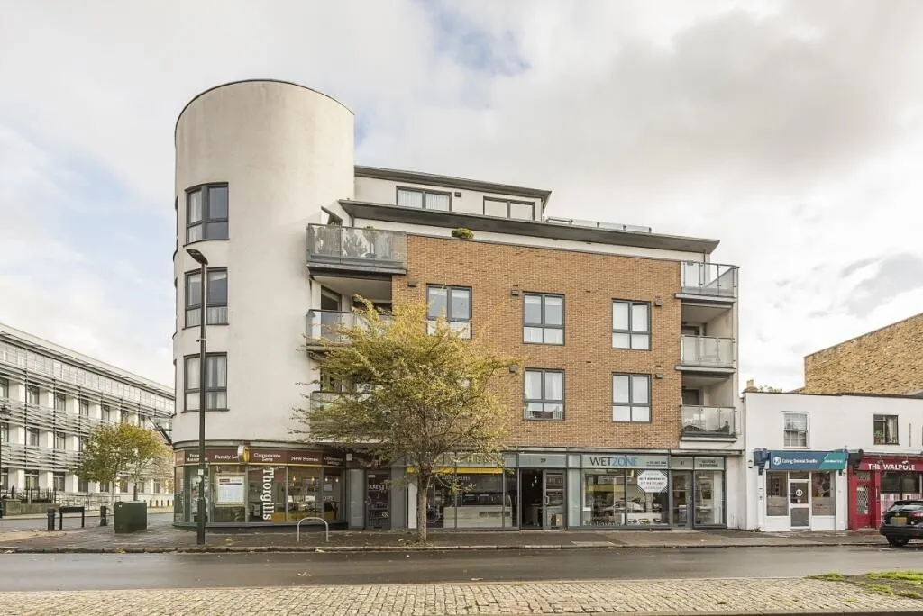 2 bed flat to rent — 27-31, St Marys Road, Ealing W5