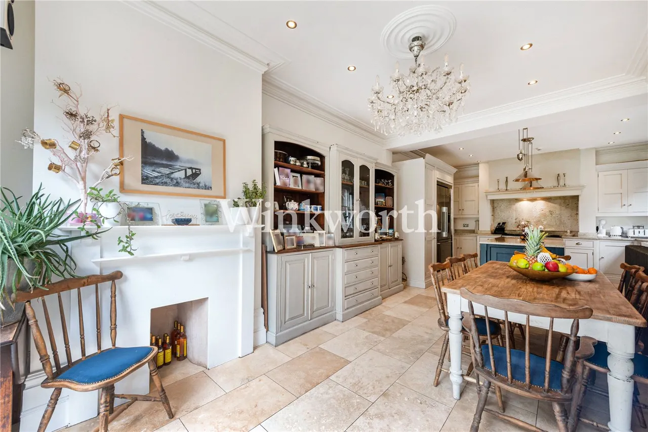 Old Park Road, London, N13, photo 5