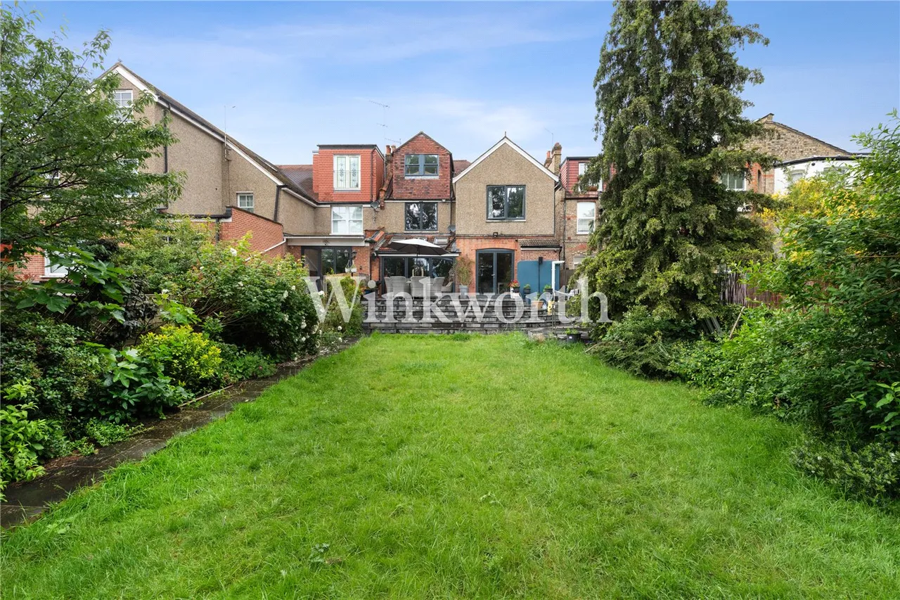 Old Park Road, London, N13, photo 10