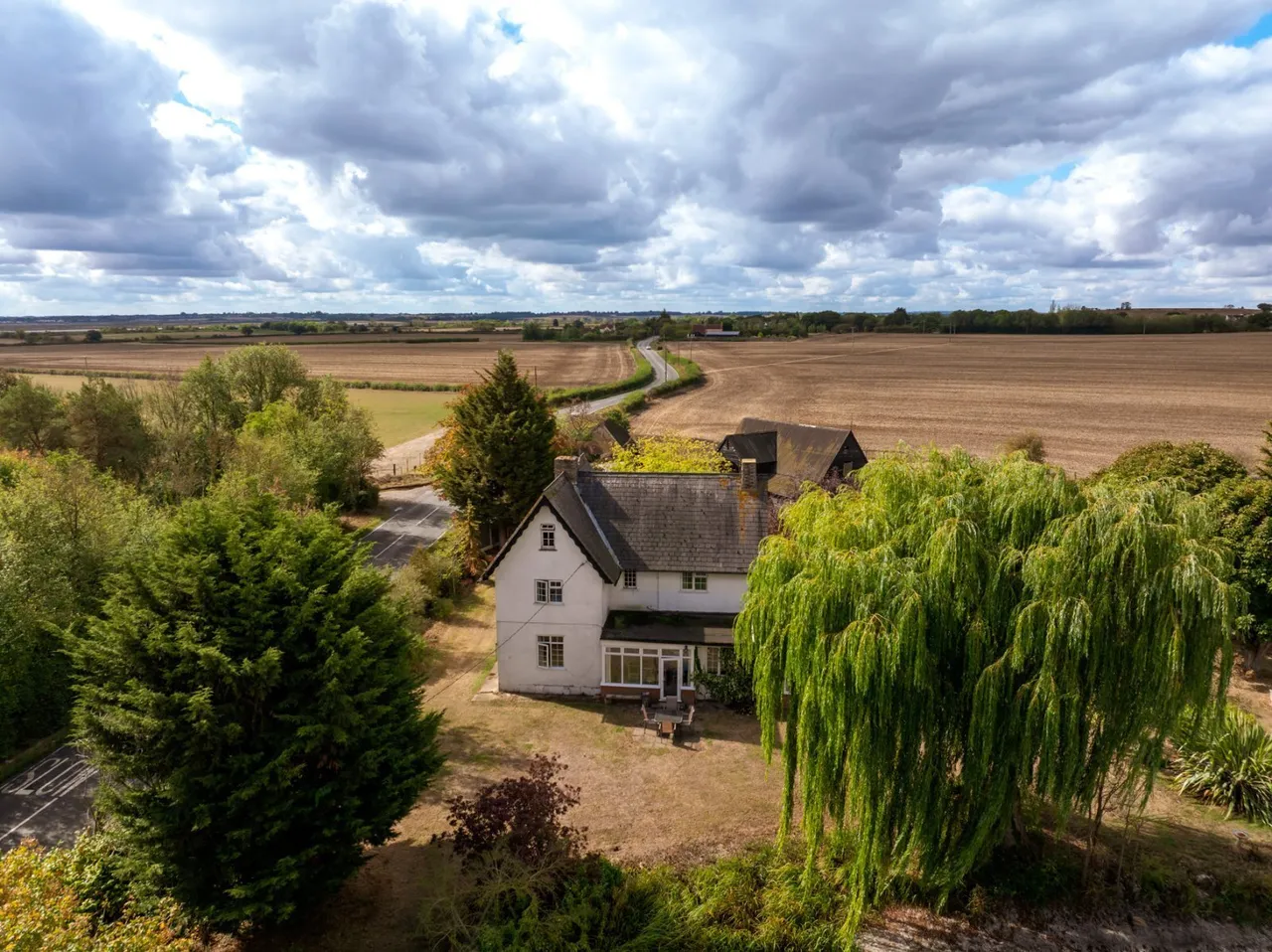 Maldon Road, Great Wigborough, CO5, photo 22