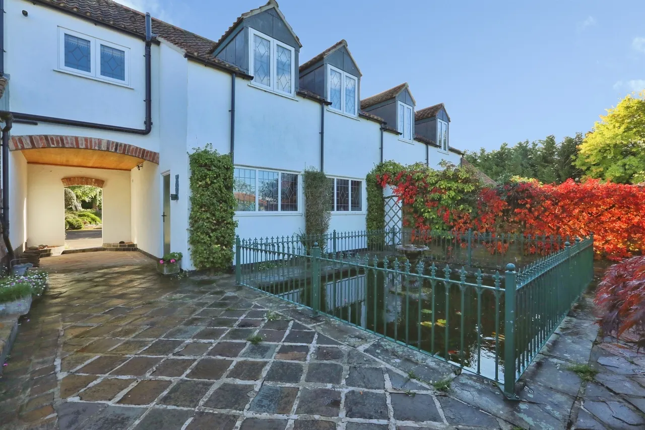 5 bed house for sale, Church Lane, Hayton, DN22