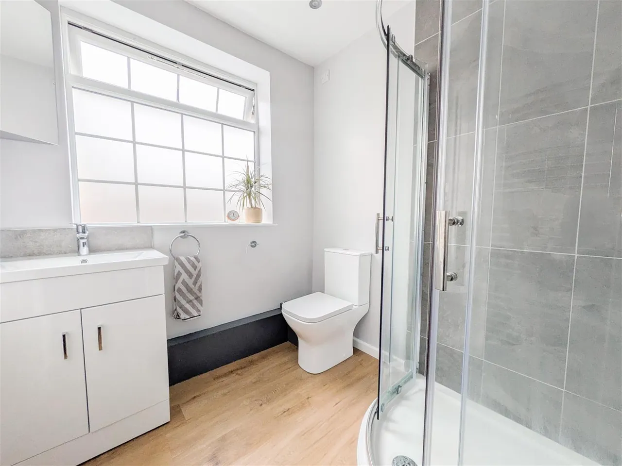 Hempstead Gardens, Uckfield, East Sussex, TN22 1ED, photo 15