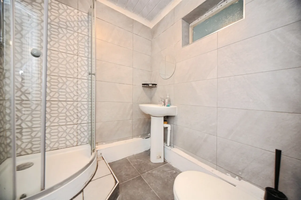 Stockingstone Road, Luton, LU2, photo 7