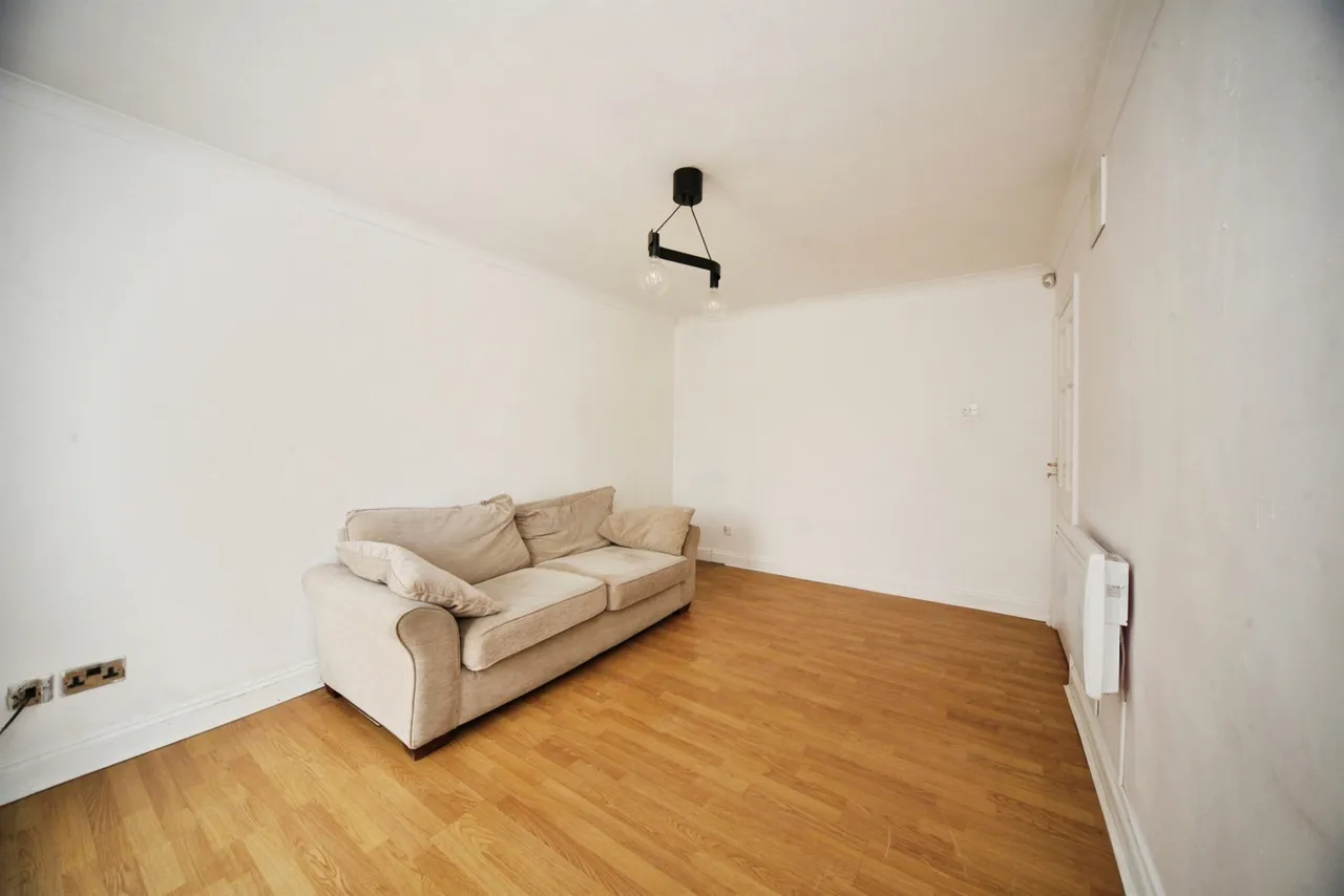 Stockingstone Road, Luton, LU2, photo 5