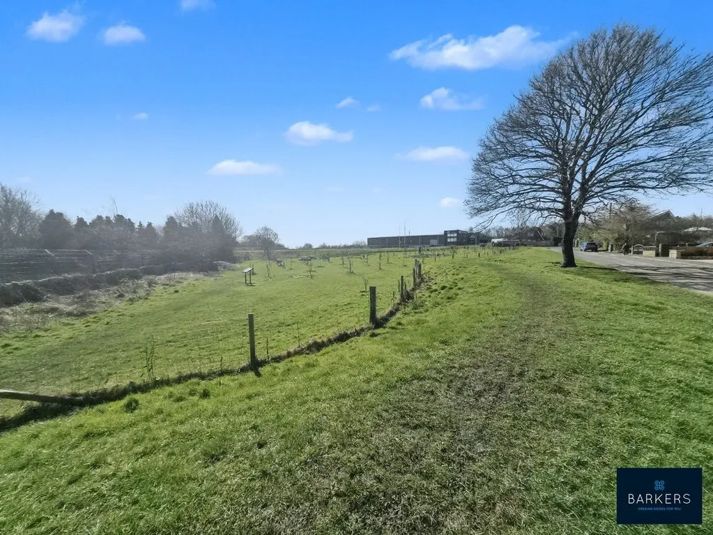 West Street, Drighlington BD11 1BP, photo 23