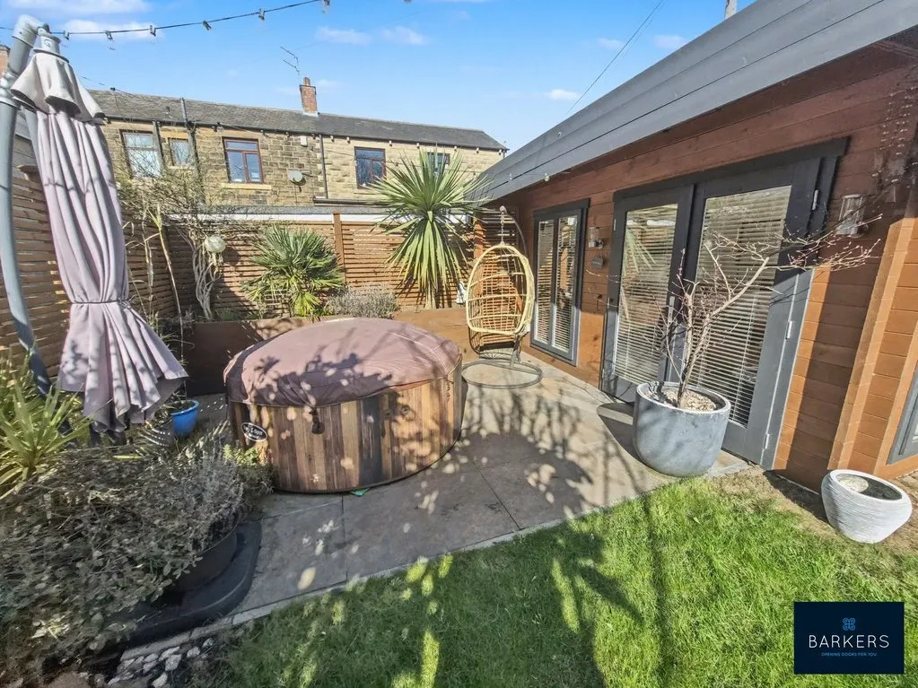 West Street, Drighlington BD11 1BP, photo 14