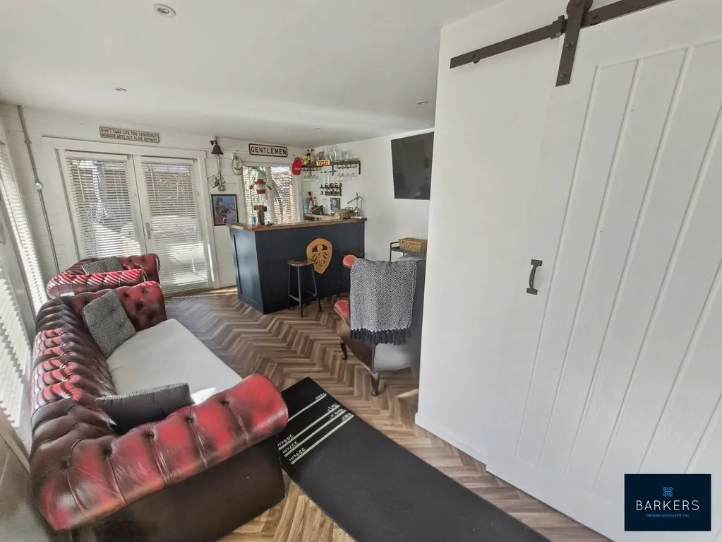 West Street, Drighlington BD11 1BP, photo 13