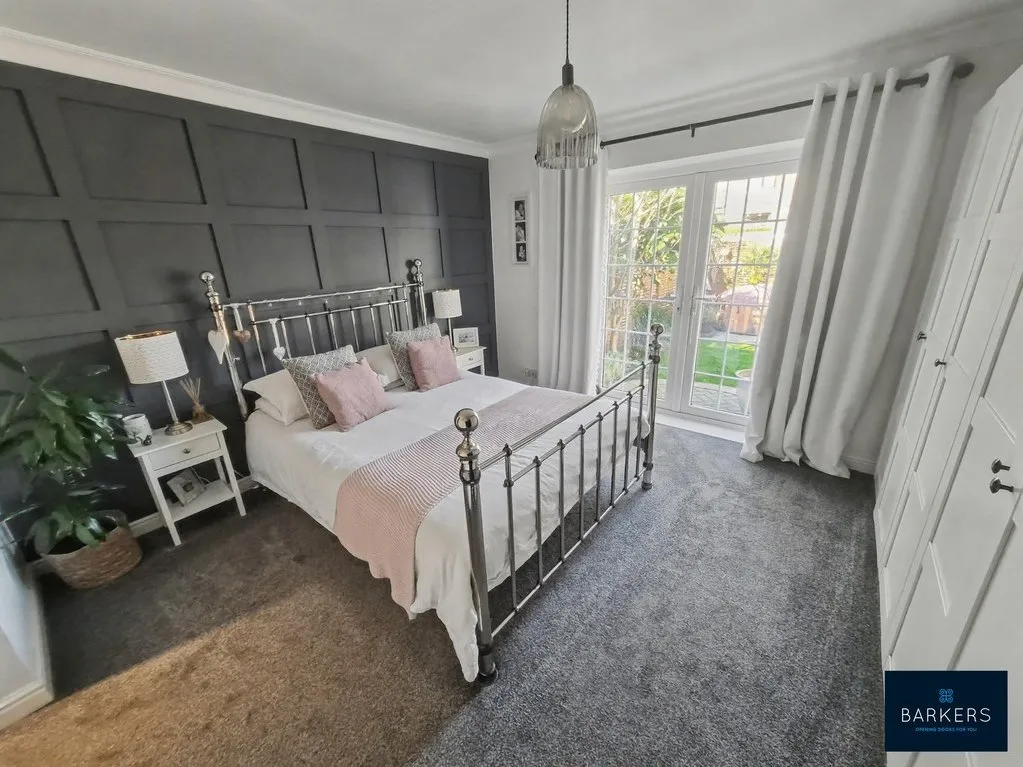 West Street, Drighlington BD11 1BP, photo 8