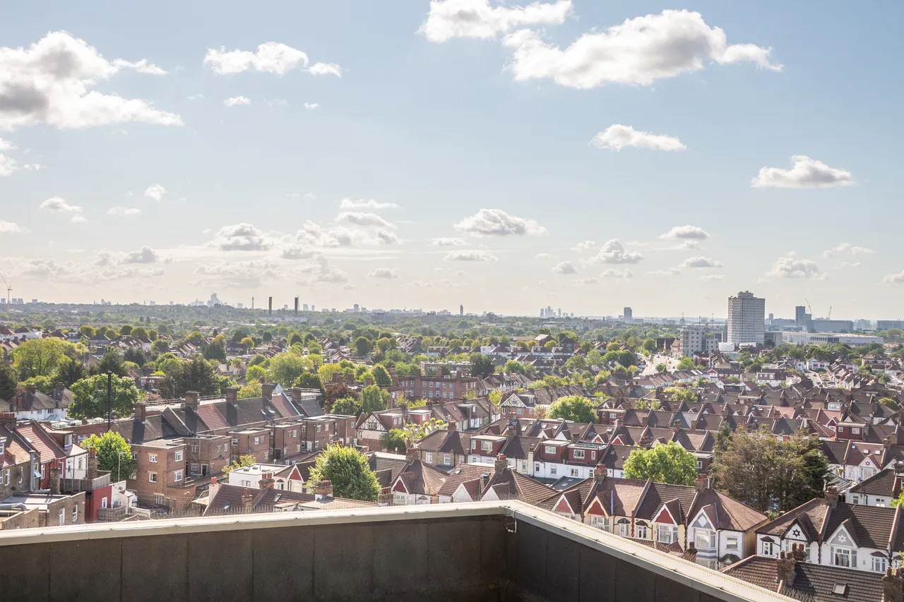 Flat 73, Elizabeth House, 341 High Road, Wembley, photo 10
