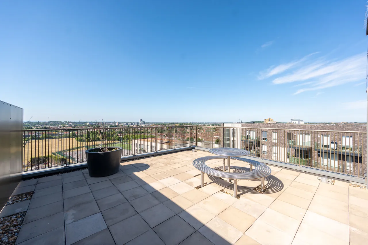 Flat 73, Elizabeth House, 341 High Road, Wembley, photo 8