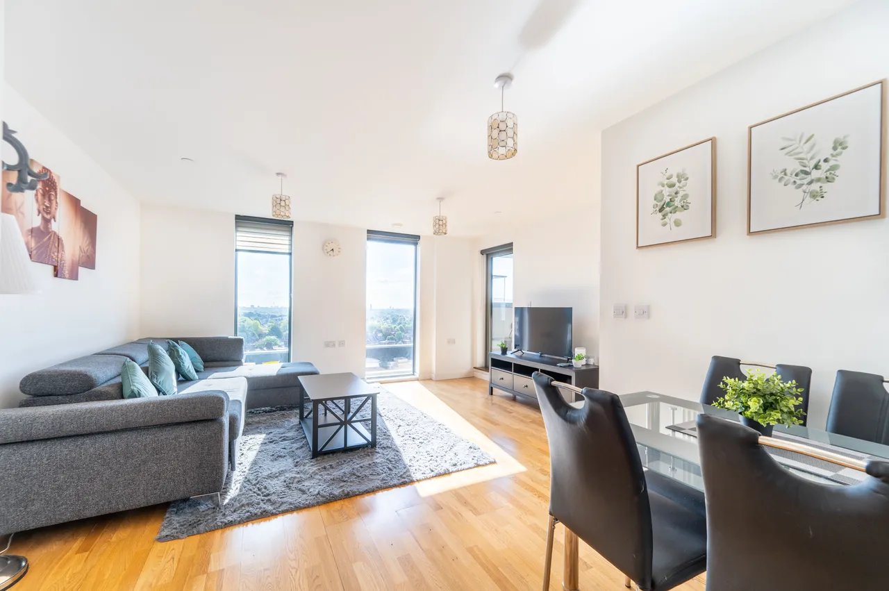 1 bed flat for sale — Flat 73, Elizabeth House, 341 High Road, Wembley
