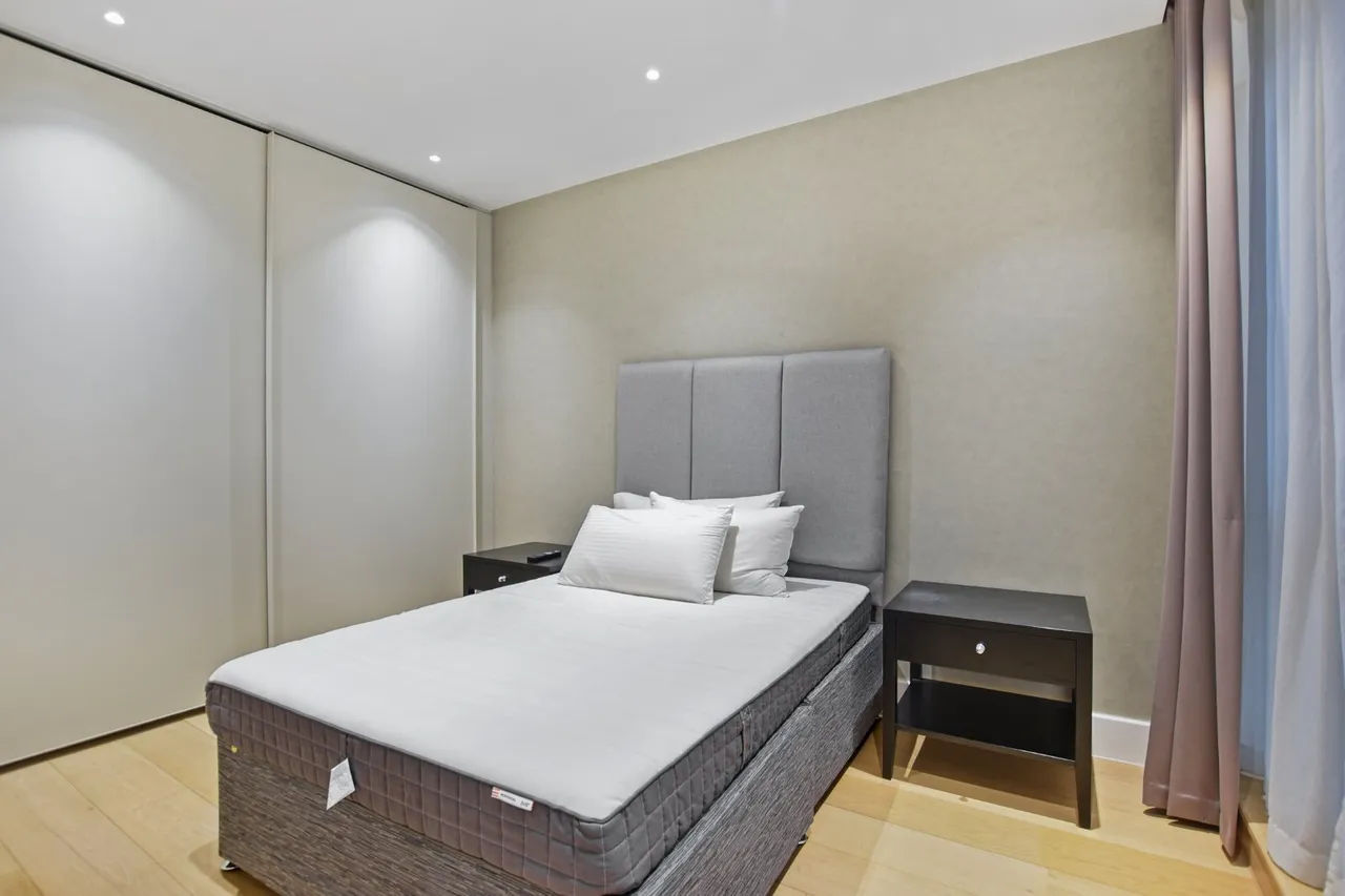 Logan Place, London, W8, photo 9