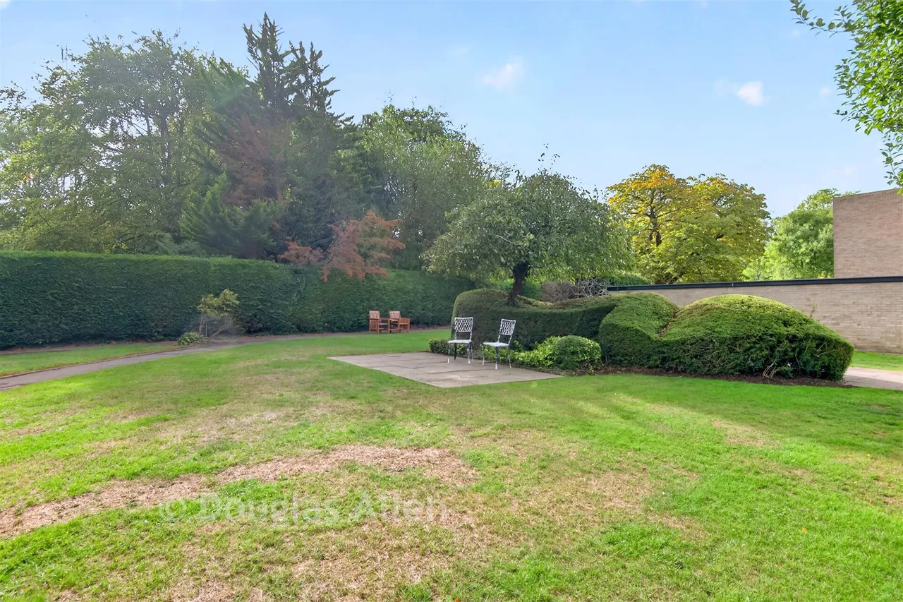 Eagle Way, Great Warley, CM13, photo 8