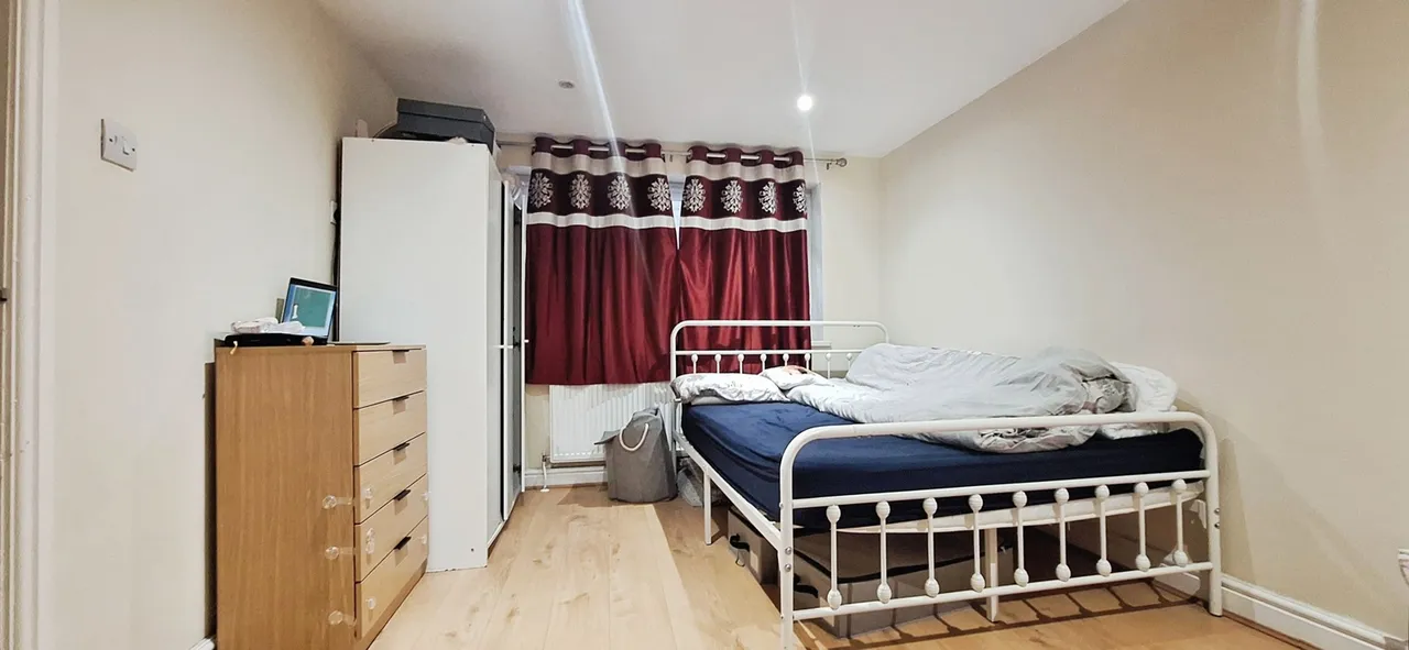 Ramsey Close, Greenford, UB6, photo 4