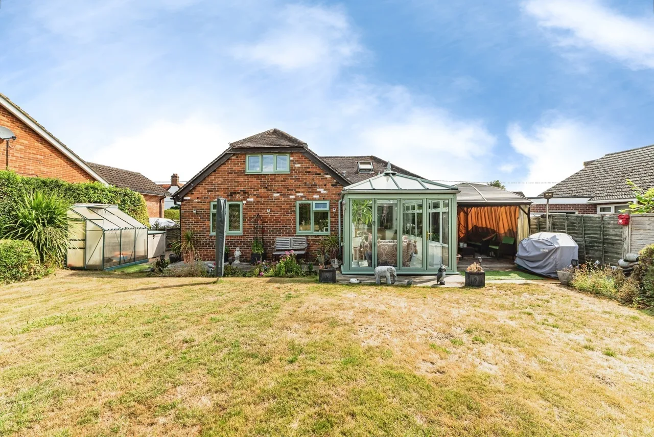 Newtown, Tadley, RG26, photo 17