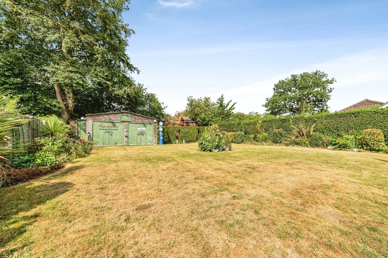 Newtown, Tadley, RG26, photo 37
